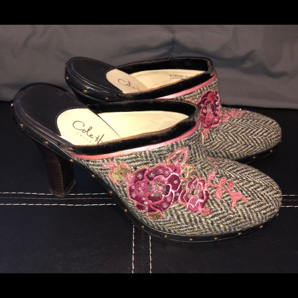 Cole Haan Shoes - Beautiful Cole Haan slip on floral shoes